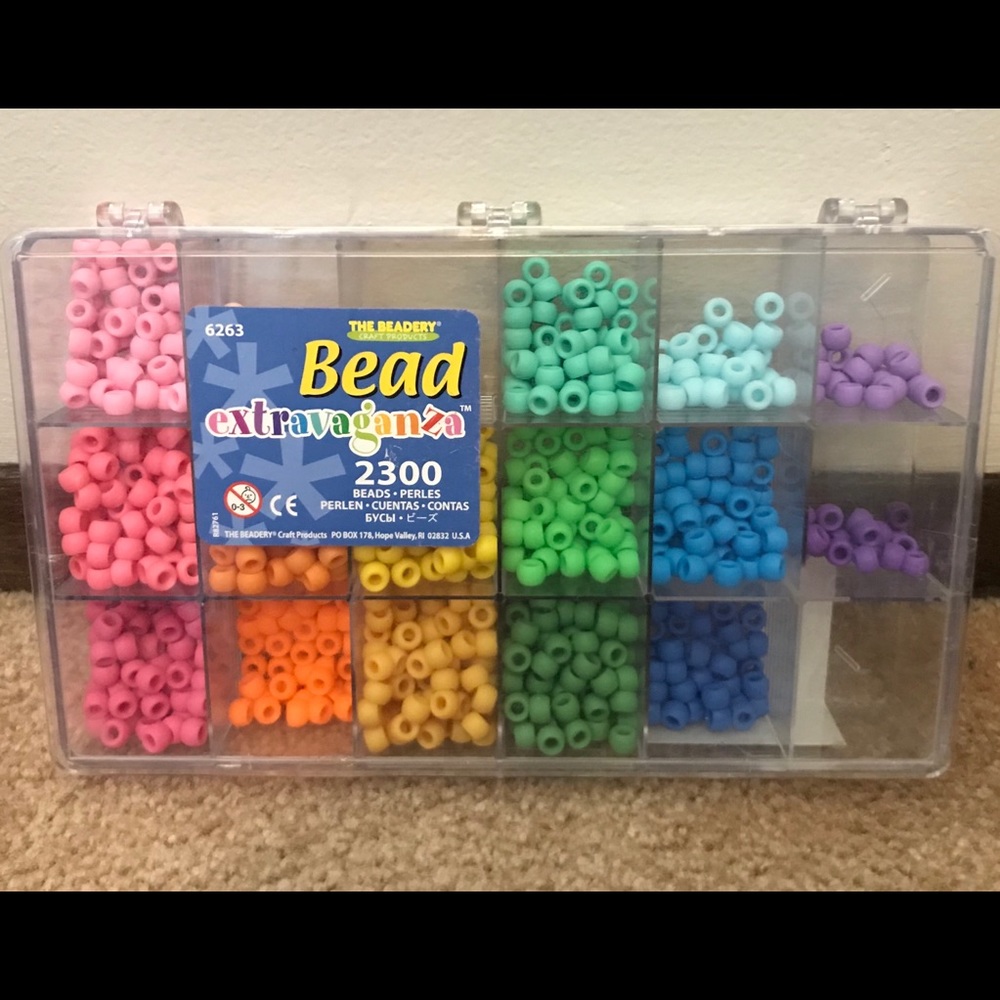 The Beadery 2300 Kandi Raver Pony Beads Box